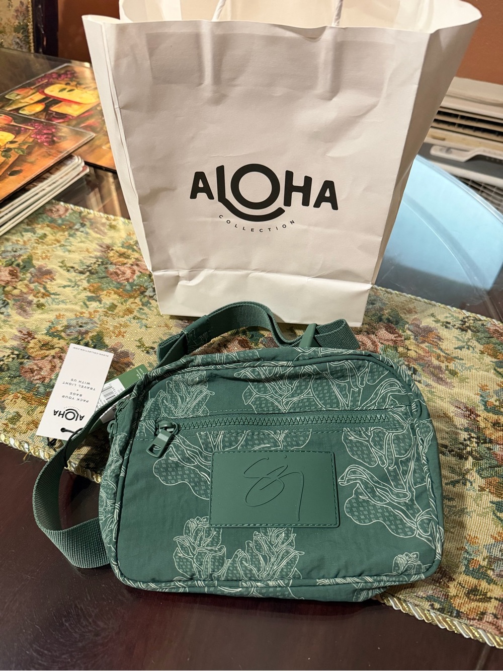 New Sig Zane x Aloha Collection Collaboration Green Belt Bag Fanny Pack